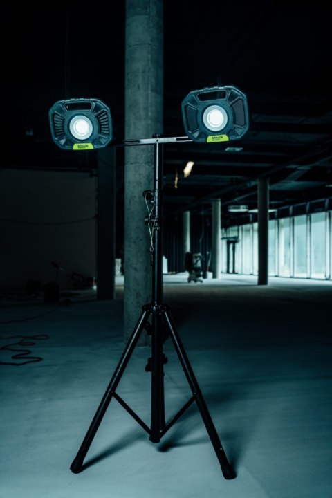 Stalco Reflektor aku LED LUM-X C-FL40W BT Stalco Reflektor aku LED LUM-X C-FL40W BT