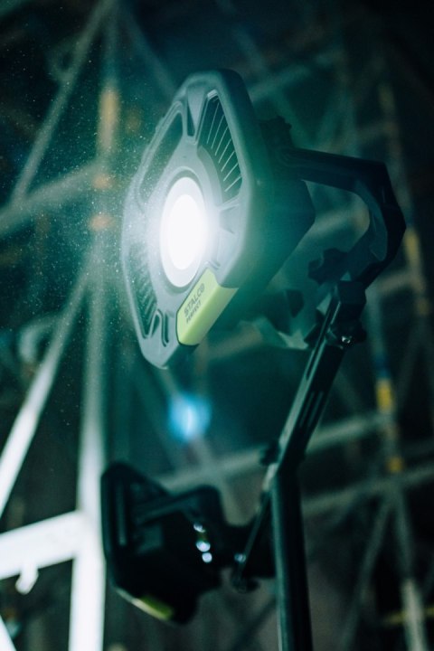 Stalco Reflektor aku LED LUM-X C-FL40W Stalco Reflektor aku LED LUM-X C-FL40W
