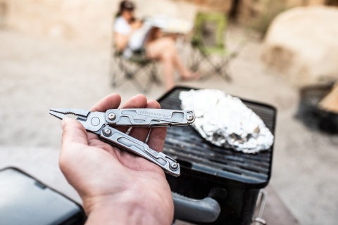 Leatherman Multitool REV 14 narzędzi 832130