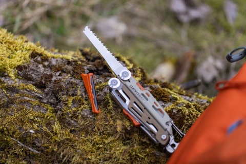 Leatherman Multitool SIGNAL COYOTE 19 narzędzi 832404