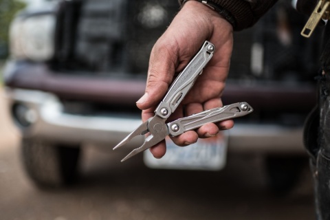 Leatherman Multitool Wingman 14 narzędzi 832523