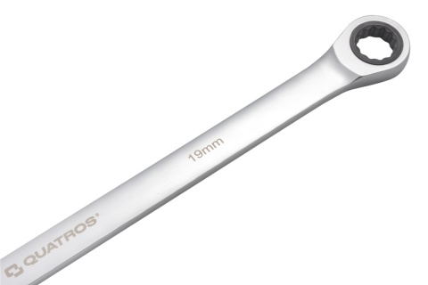 Quatros Klucz oczkowy bardzo długi z grzechotką 90 zębów 19mm 420mm QS50465A-19